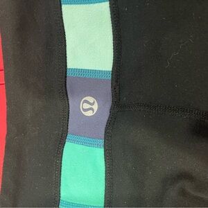 Lululemon Black and Teal leggings size 4 , soft